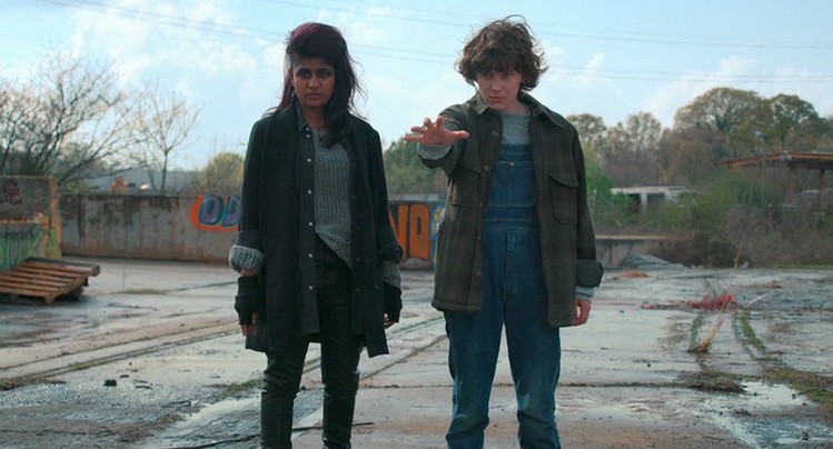 Eleven and Kali in Stranger Things S2